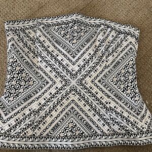 White House Black Market Geometric Strapless Top